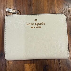 kate spade Medium Bifold Zip Wallet